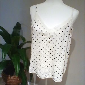 Cute top perfect for under blazers or jean jackets